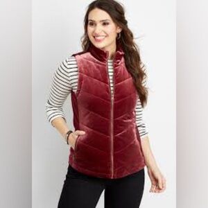 Maurices Wine Quilted Vest New Velvet with front zipper & pockets size M